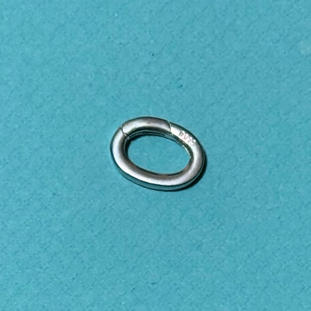 Oval Sterling Silver Clasping Link to replace discontinued Tiffany Jump Ring